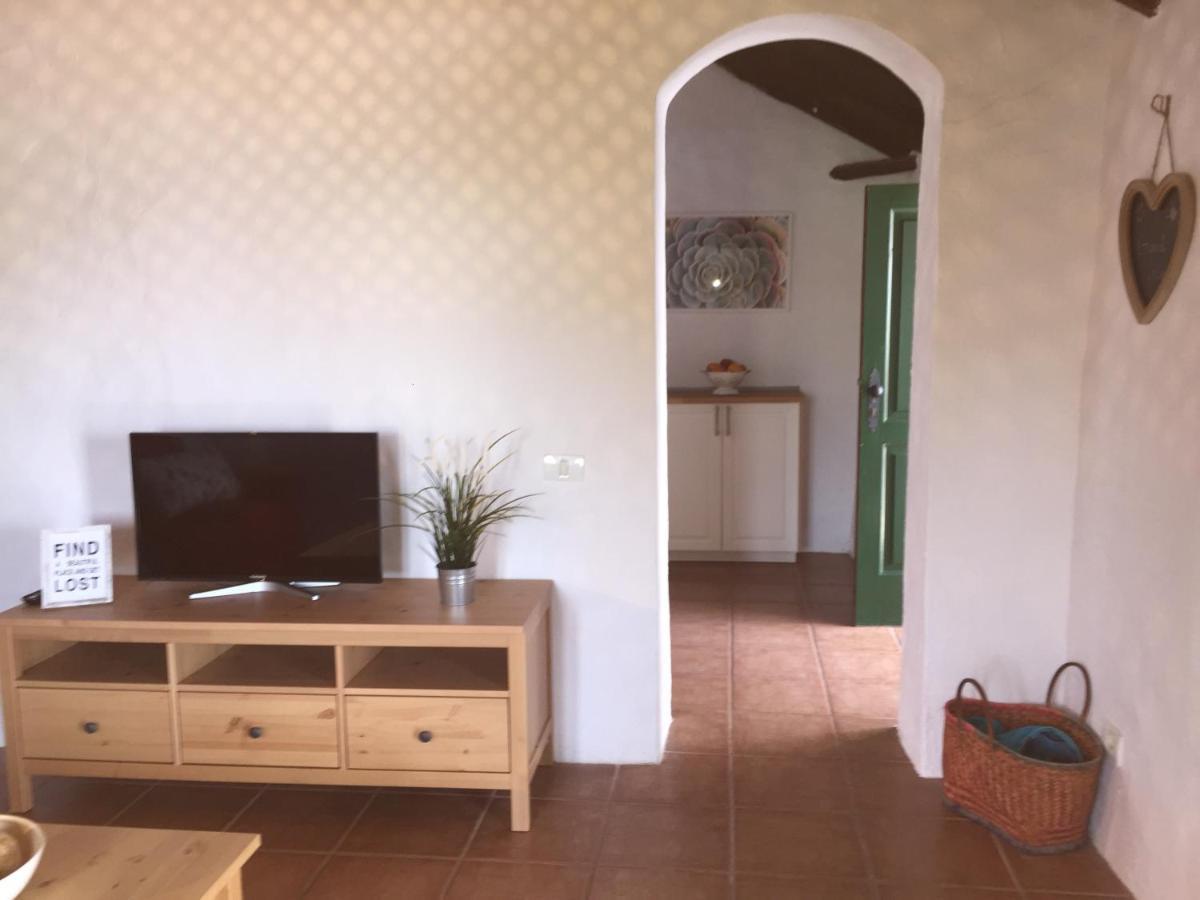 Finca Los Llanitos Ґія-де-Ісора Екстер'єр фото